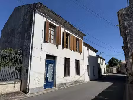 maison de village avec 3 chambres