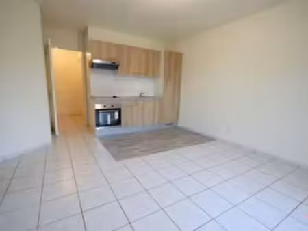 location appartement 2 pièces à saint-brieuc les villages  la ville jouha  robien (22000) 