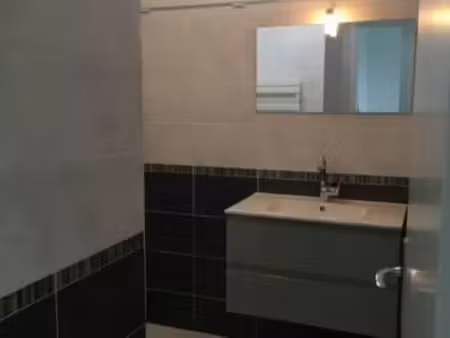 location maison à geneston (44140) : à louer / 75m² geneston