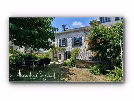 a vendre arfons (81) - maison en pierre  137 m²  3 chambres  cœur de village  entièrement.