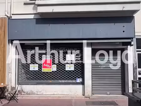 location commerce caen 14000 181m²