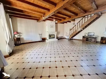 vente maison 5 pièces 150 m² nieul-sur-mer (17137)