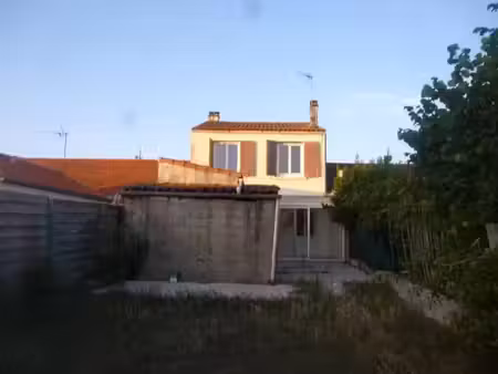 location maison 5 pièces 112 m² à tonnay-charente (17430)