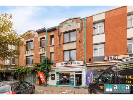commercieel te koop in deurne met 2 slaapkamers