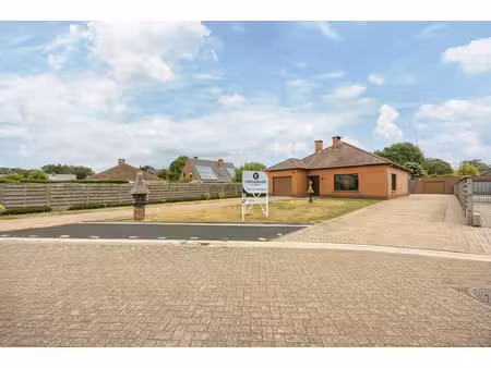 huis te koop in mol met 2 slaapkamers