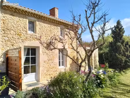 location maison 3 pièces à vendays-montalivet (33930)  800 €
