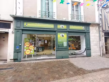 location locaux professionnels 5 pièces 107 m² à la ferté-bernard (72400)  700 €