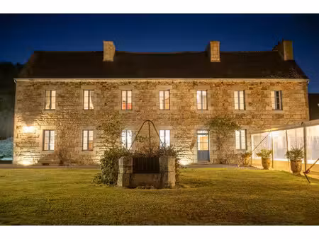 vente commerce 17 pièces 630 m² penvénan (22710)