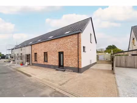 huis te koop in zemst met 4 slaapkamers