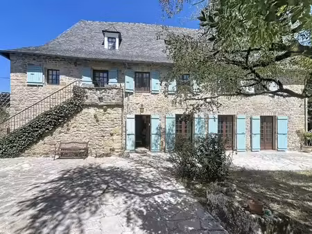 vente maison 8 pièces 257 m² terrasson-lavilledieu (24120)