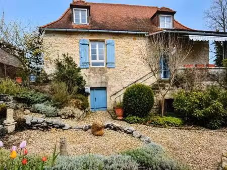 maison en pierre de 4 pièces principales