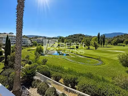 vue golf et esterel - appartement 3 pieces