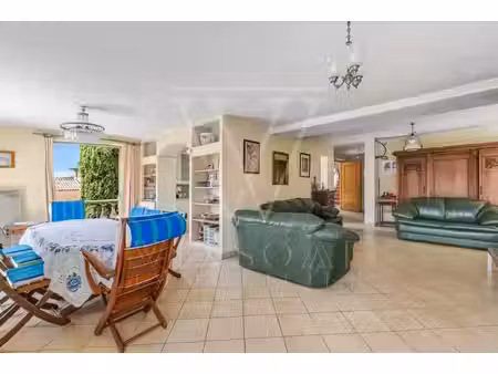 maison d'affaire  mougins au calme