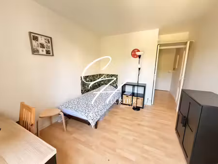 location appartement 1 pièces 17m2 grenoble 38100 - 470 € - surface privée