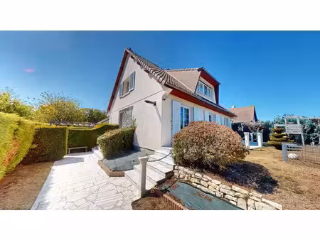 vente maison 6 pièces 126.5 m² à bayeux (14400)  355 000 €
