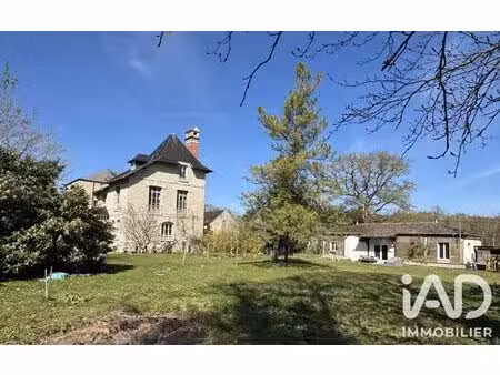 manoir à poligny (77167)