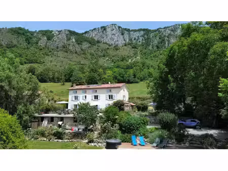 propriété de charme avec 5 chambres  maison d'amis indépendante  piscine et vue imprenable