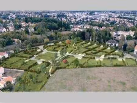 vente terrain à niort (79000) : à vendre / niort
