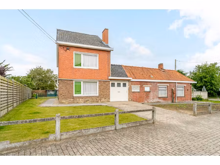 huis te koop in sint-baafs-vijve met 3 slaapkamers