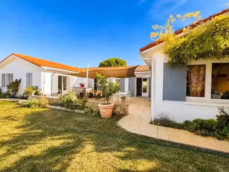 vente maison 4 pièces 172 m² à la jarrie (17220)  574 750 €