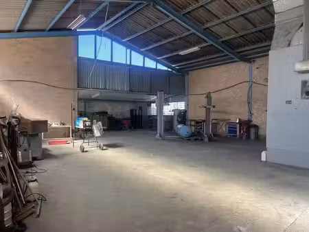 local d’activité hangar artisanal