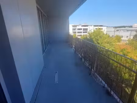 location appartement 3 pièces 122 m² à bordeaux (33800)