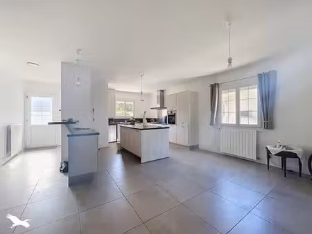 vente maison 5 pièces 120 m² le taillan-médoc (33320)