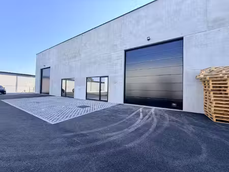 commercieel te huur in sint-eloois-vijve