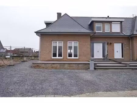 huis te huur in maasmechelen met 2 slaapkamers