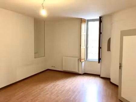 appartement f2 en centre-ville  la ferté-bernard