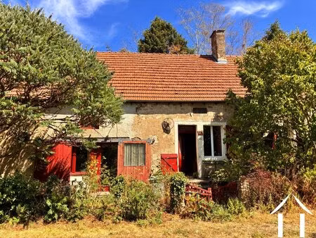 occasion en or ! ferme dans une magnifique vallée en bordure du parc naturel du morvan