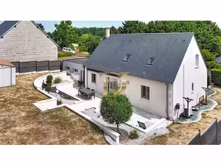 subtile  maison tradi familiale sur la croix en touraine