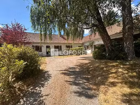 proche hesdin-la-foret 6 pièce(s) 160 m2