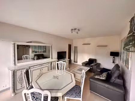 location appartement 4 pièces  79.84m²  la roche