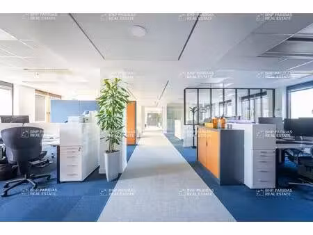 location bureaux 659 m²