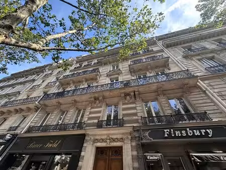 location bureaux 197 m²
