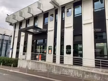 location bureaux 2658m²