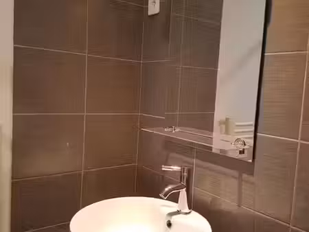 location appartement 2 pièces 45 m² à béziers (34500)