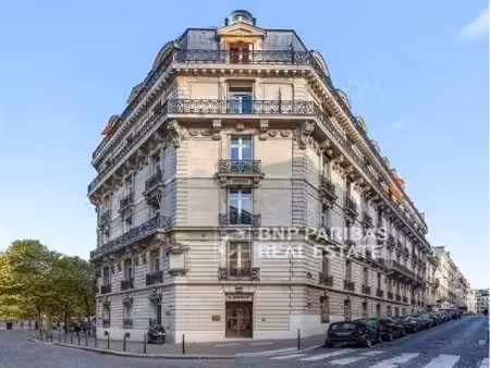 location bureaux 759 m²