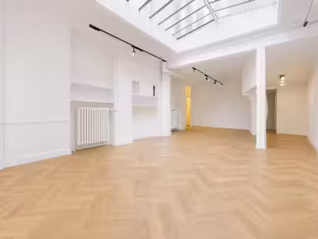location bureaux 165 m²