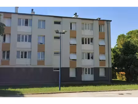 location appartement 3 pièces 62 m² à lapalud (84840)