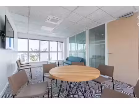 location bureaux 18 m² à 137 m²