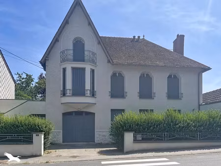 vente maison 6 pièces 146 m² à huriel (03380)  161 250 €