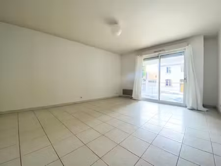 location appartement 2 pièces 50 m² à nantes (44100)