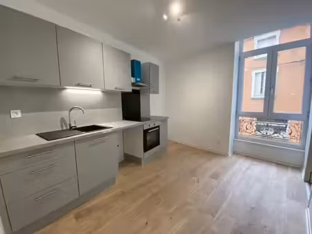 location appartement 2 pièces 50 m² à roanne (42300)