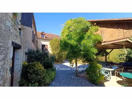 vente maison 12 pièces 328 m² à cubjac (24640)  227 900 €