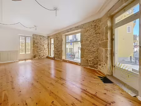 beau local/bureaux de 89 m2 en rez-de-chaussée- champs de mars