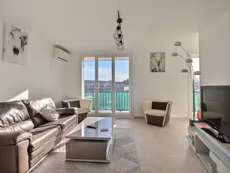 a louer- avignon - appartement meublé avignon 3 pièces de 68.55 m2- secteur rotondes