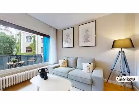 a vendre t3 de 48 m2 - avenue de chevene 74000 annecy. -