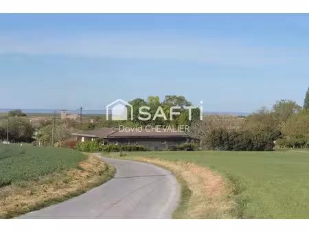 vente maison 5 pièces 105 m² à floirac (17120)  245 000 €